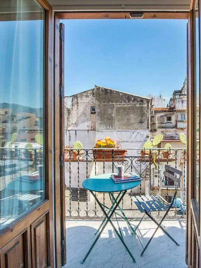 Apartment Terrazza Dei Colori Alla Kalsa By Wonderful Italy Palermo